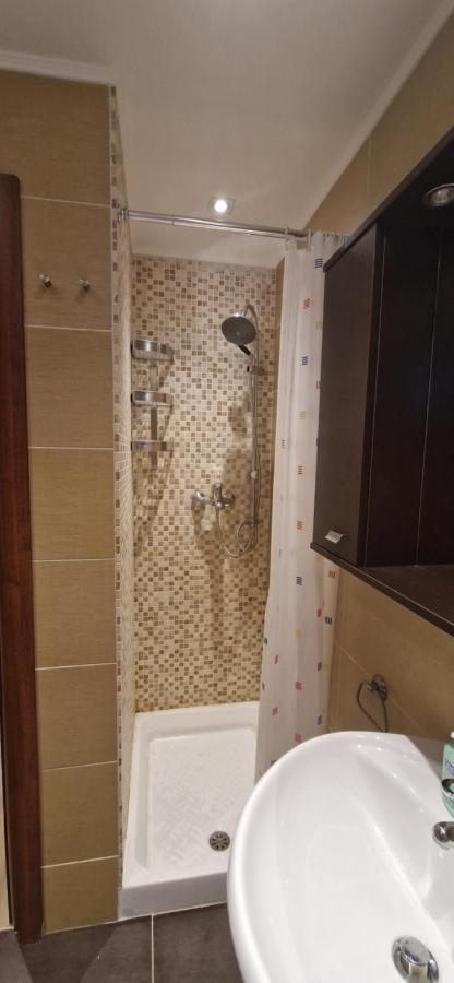 1-Zimmer Appartment In Aprilia Marittima Mit Gemeinschaftspool Kültér fotó