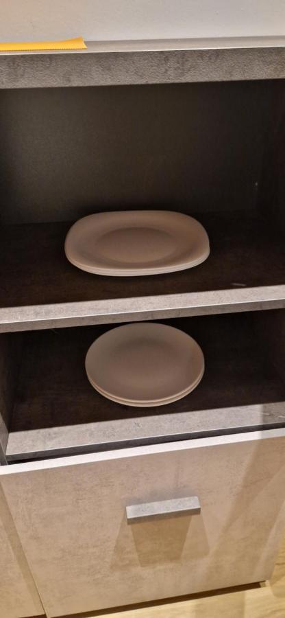 1-Zimmer Appartment In Aprilia Marittima Mit Gemeinschaftspool Kültér fotó